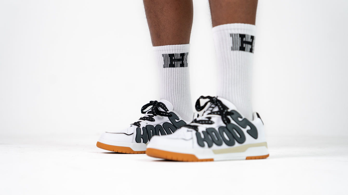 Hoods statement white - on feet size 11